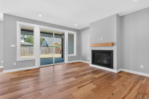 758 Sitka St, Campbell River, BC 