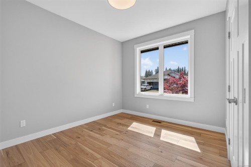 758 Sitka St, Campbell River, BC 