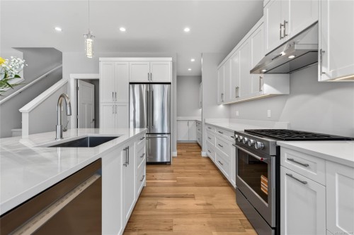 758 Sitka St, Campbell River, BC 