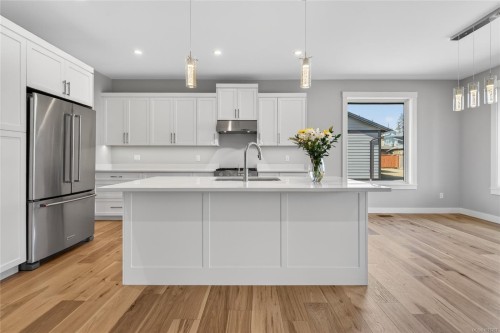 758 Sitka St, Campbell River, BC 