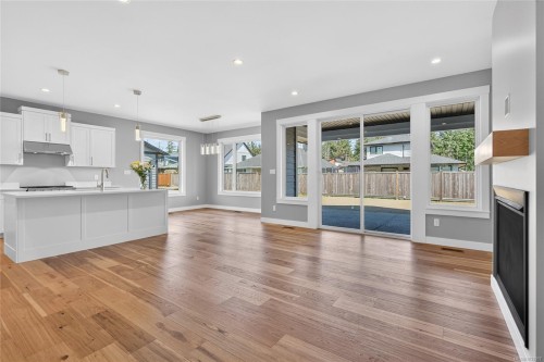 758 Sitka St, Campbell River, BC 