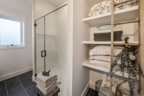 754 Nelson Rd, Campbell River, BC 