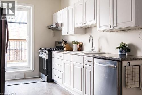 23 Bruce Street, Hamilton, ON - Indoor Photo Showing Kitchen With Upgraded Kitchen
