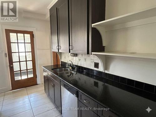 444 Parkdale Avenue, Ottawa, ON - Indoor Photo Showing Kitchen With Double Sink
