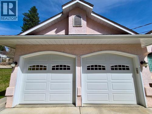 4339 View Ridge Road, Bonnington, BC - Outdoor