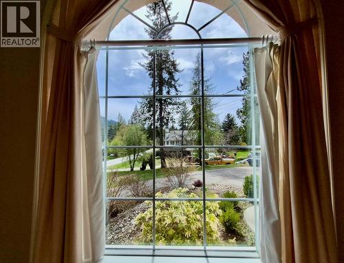 4339 View Ridge Road, Bonnington, BC - Indoor Photo Showing Other Room