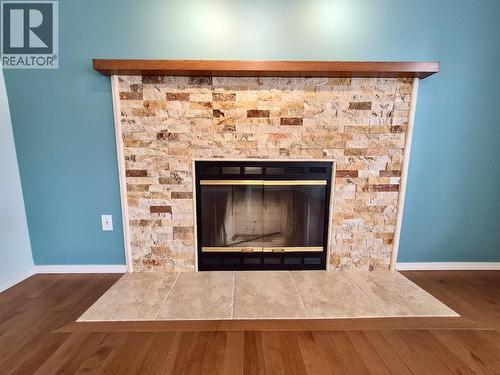 4339 View Ridge Road, Bonnington, BC - Indoor With Fireplace