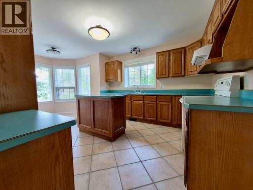 4339 View Ridge Road, Bonnington, BC - Indoor Photo Showing Kitchen With Double Sink