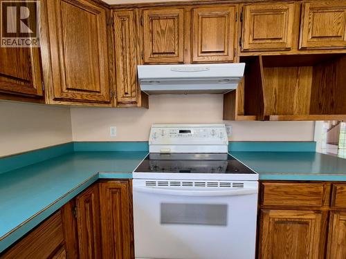 4339 View Ridge Road, Bonnington, BC - Indoor Photo Showing Kitchen