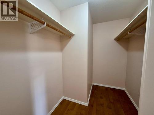 4339 View Ridge Road, Bonnington, BC - Indoor With Storage