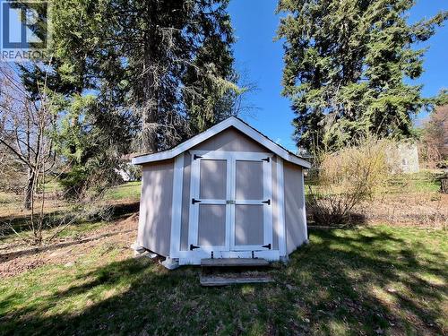 4339 View Ridge Road, Bonnington, BC - Outdoor