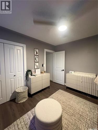 412 5Th Street Ne, Ituna, SK - Indoor Photo Showing Bedroom