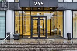 302 - 255 BAY STREET  Ottawa, ON K1R 0C5