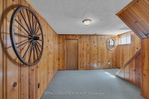 32 Beacon Road, Toronto, ON - Indoor Photo Showing Other Room