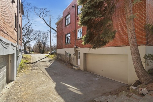 Garçonnière - 4927 Av. Draper, Montréal (Côte-Des-Neiges/Notre-Dame-De-Grâce), QC - Outdoor With Exterior