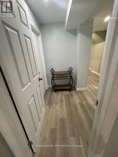 2403 Barclay Road, Burlington, ON - Indoor Photo Showing Other Room