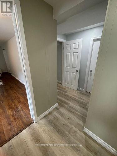 2403 Barclay Road, Burlington, ON - Indoor Photo Showing Other Room