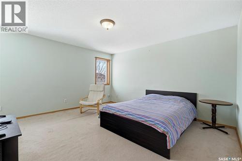 3232 Thames Crescent E, Regina, SK - Indoor Photo Showing Bedroom