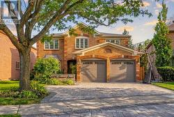 1496 TANNER COURT Oakville, ON L6M 2Z3