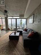 701 - 90 BROADVIEW AVENUE Toronto, ON M4M 3H3