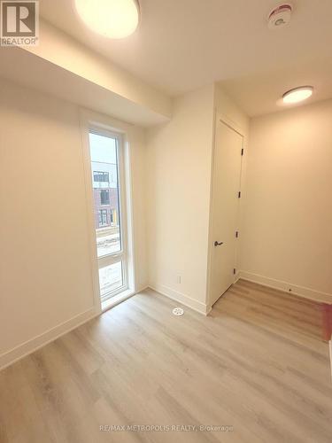 68 Everett Common, St. Catharines, ON - Indoor Photo Showing Other Room