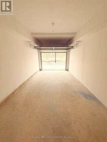 68 Everett Common, St. Catharines, ON - Indoor Photo Showing Other Room