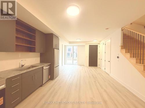 68 Everett Common, St. Catharines, ON - Indoor