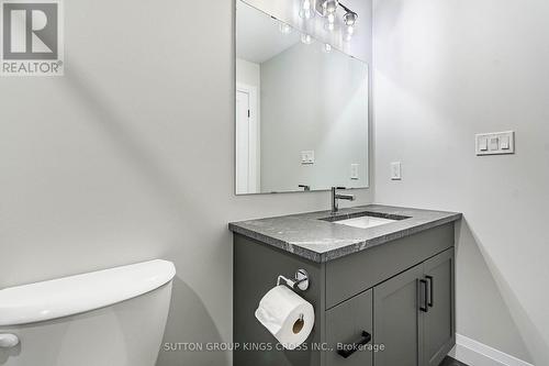 79 - 143 Elgin Street N, Cambridge, ON - Indoor Photo Showing Bathroom