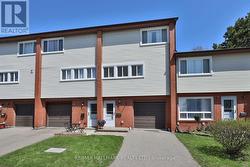 137 - 90 WINGARDEN COURT Toronto, ON M1B 2K3
