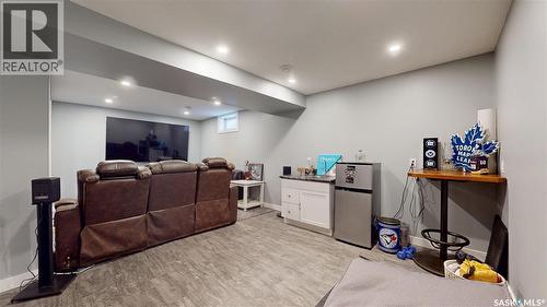 60 Charles Crescent, Regina, SK - Indoor