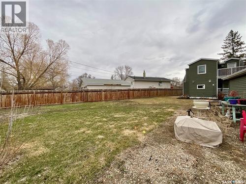 60 Charles Crescent, Regina, SK - Outdoor