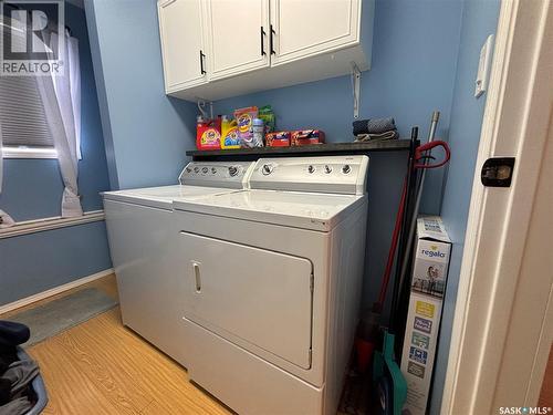 52 Harrigan Crescent, Maple Creek, SK - Indoor Photo Showing Laundry Room