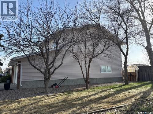 52 Harrigan Crescent, Maple Creek, SK - Outdoor
