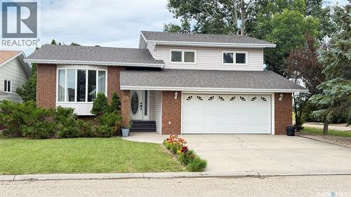 52 Harrigan Crescent, Maple Creek, SK - Outdoor