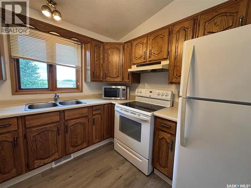 52 Harrigan Crescent, Maple Creek, SK - Indoor Photo Showing Kitchen With Double Sink