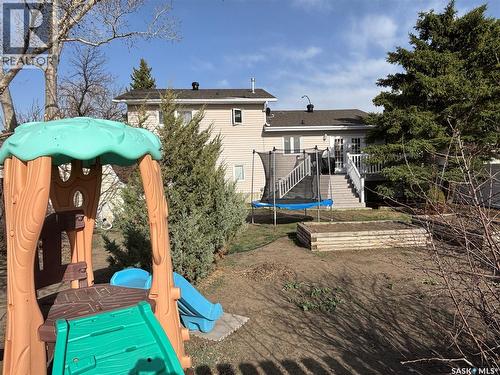 52 Harrigan Crescent, Maple Creek, SK - Outdoor