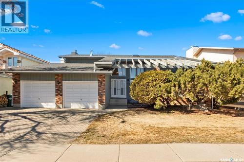 215 Mallin Crescent, Saskatoon, SK - Outdoor