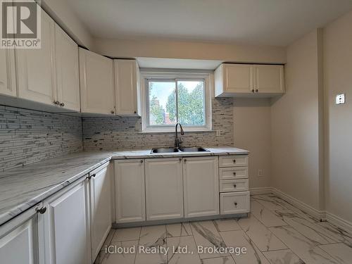 3880 Teeswater Road, Mississauga, ON - Indoor Photo Showing Kitchen With Double Sink