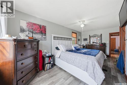1306 C Avenue N, Saskatoon, SK - Indoor Photo Showing Bedroom