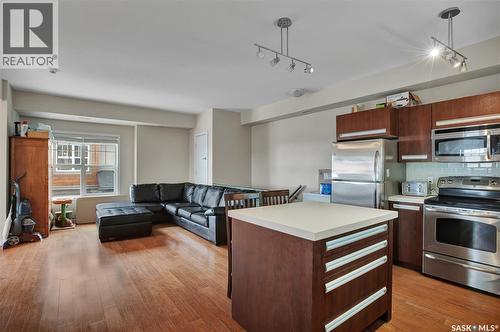 312 1015 Patrick Crescent, Saskatoon, SK - Indoor Photo Showing Kitchen With Stainless Steel Kitchen