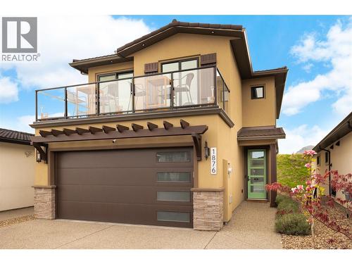 1876 VIEWPOINT Crescent  Kelowna, BC V1Z 4E1