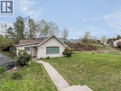 637 9th Avenue Castlegar, BC V1N 1M5
