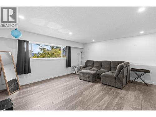 2618 Thacker Drive, West Kelowna, BC - Indoor