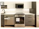 1380 Pridham Avenue Unit# 415, Kelowna, BC  - Indoor Photo Showing Kitchen 