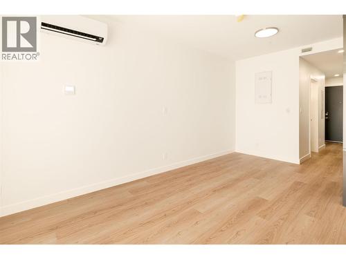 1380 Pridham Avenue Unit# 415, Kelowna, BC - Indoor Photo Showing Other Room