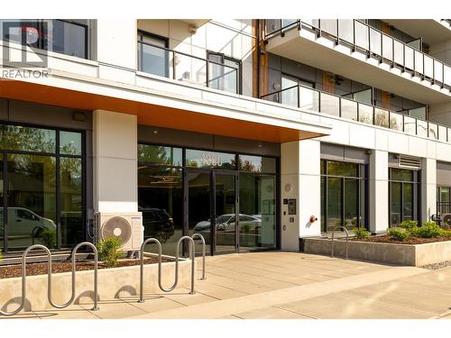 Bike Racks outside - 1380 Pridham Avenue Unit# 415, Kelowna, BC - Outdoor