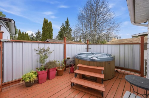 2-124 Cooper Rd, View Royal, BC 