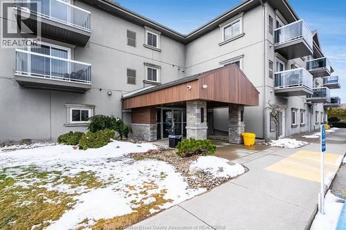44 ROBSON ROAD Unit# 303  Leamington, ON N8H 5E4