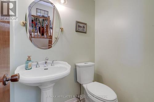 605 Kirkwood Street, Cornwall, ON - Indoor Photo Showing Bathroom