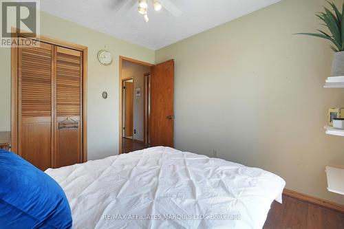 605 Kirkwood Street, Cornwall, ON - Indoor Photo Showing Bedroom